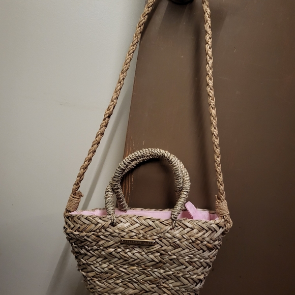 Poppies & Peonies Soleil Beach Mini Straw Bag - Picture 1 of 3